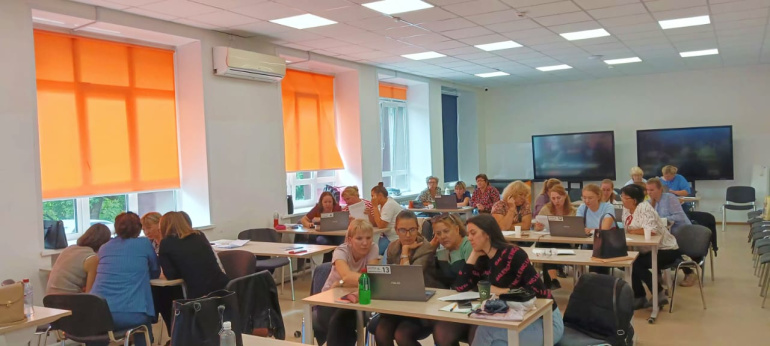 Завершили курс повышения квалификации по программе «Индивидуальная образовательная программа дошкольника с ОВЗ и/или инвалидностью в условиях инклюзии». 