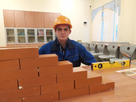 Правительство поддержало инициативы по расширению среднего профессионального образования и дополнительной подготовке кадров