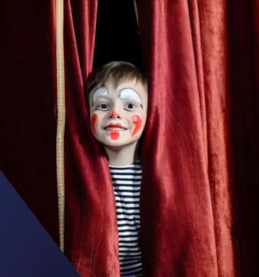 Занятия по программе «Театральное творчество детей»